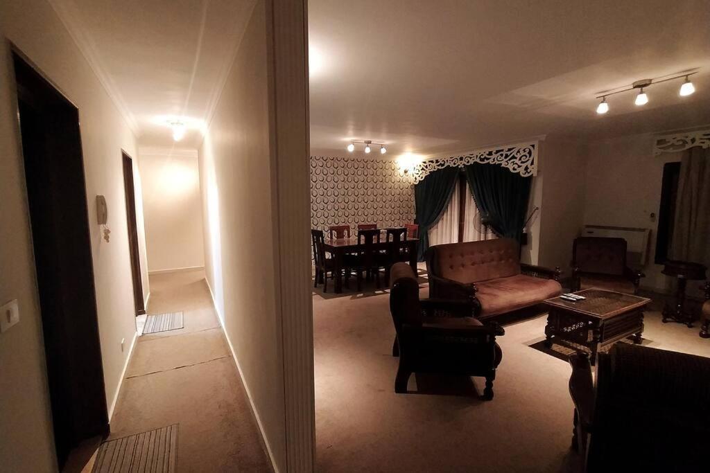 Apartment Cheerful Oasis: Fully Equipped In Rehab Cairo