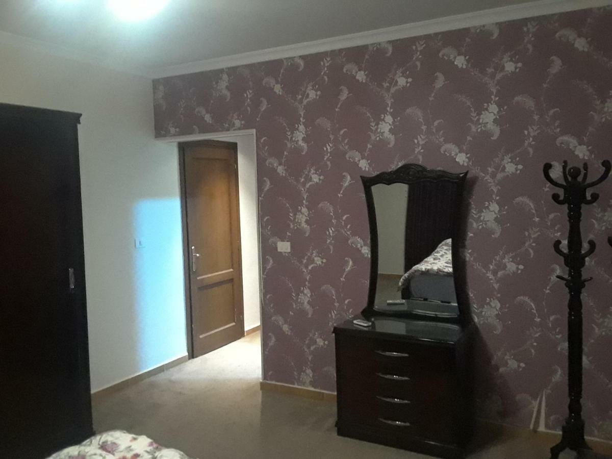 Apartment Cheerful Oasis: Fully Equipped In Rehab